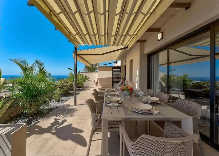 Tajinaste Vila Costa Adeje (Tenerife)