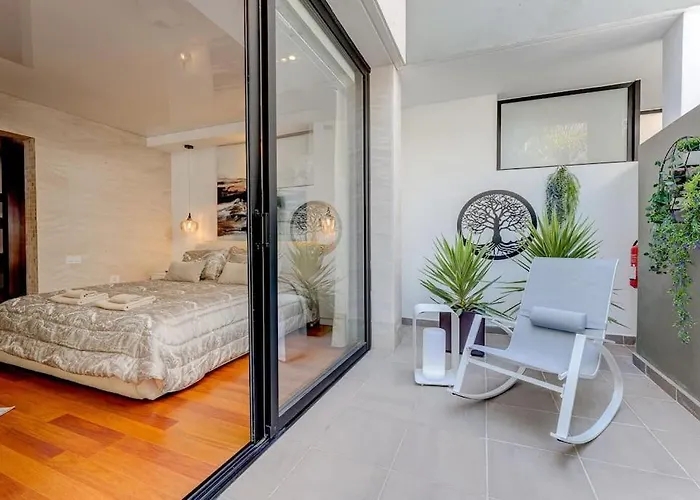 Tajinaste Costa Adeje (Tenerife)